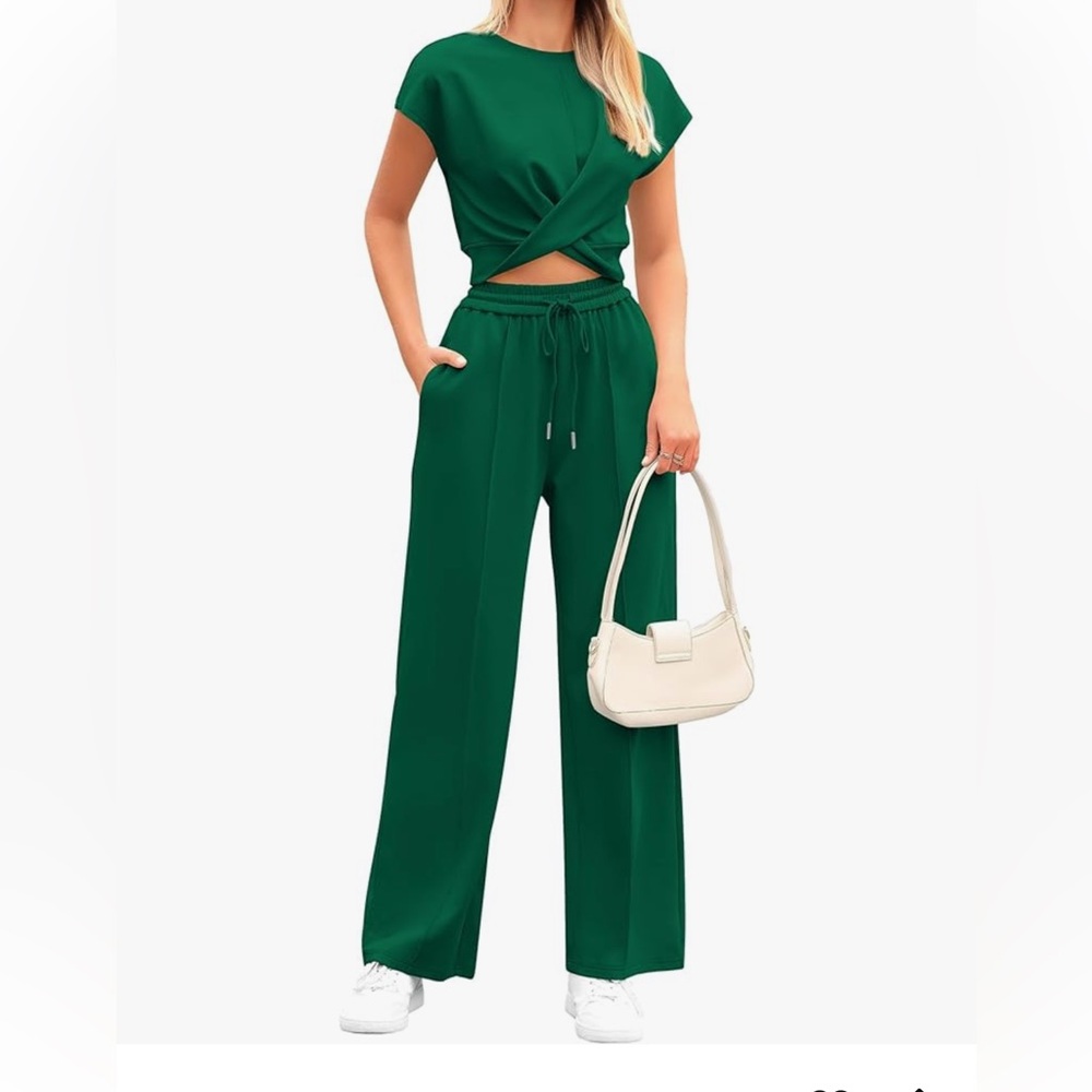 2 piece green matching set